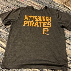 Pittsburgh Pirates shirt